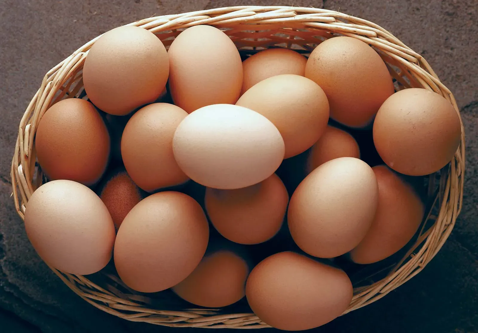 चाडपर्व नजिकिएसँगै बढ्यो अण्डाको मूल्य, प्रतिगोटा कति ?