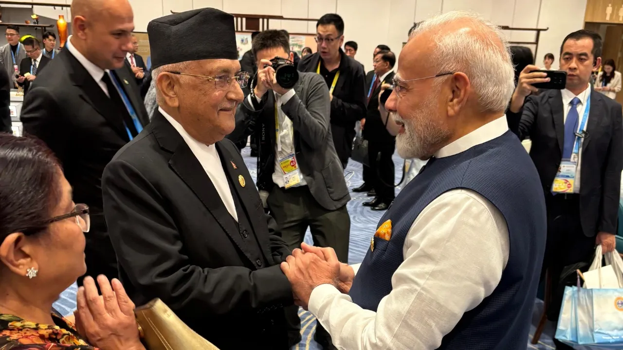 चीन भ्रमण सकेर प्रधानमन्त्री ओली आज स्वदेश फर्कंदै, चीनमा रहँदा के के भयो ?