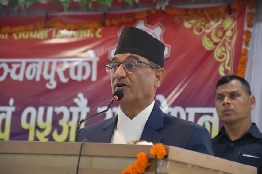 ब्यवसायी र सरकार मिलेर निर्माण क्षेत्रका समस्या समाधान गर्नुपर्छ : गृहमन्त्री लेखक