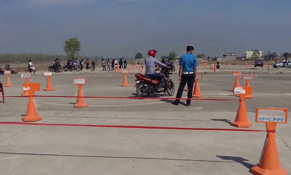 सवारी लाइसेन्स छपाइ र वितरण अनिश्चितकालका लागि बन्द