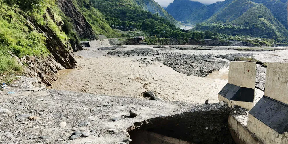 बीपी राजमार्गको नेपालथोक सडकखण्ड अस्थायी रूपमा सञ्चालन