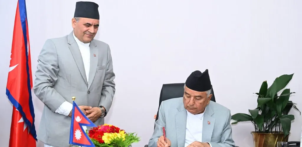 राष्ट्रिय अनुसन्धान विभागलाई गृह मन्त्रालय मातहत ल्याउन राष्ट्रपतिद्वारा नेपाल विशेष सेवा अध्यादेश जारी