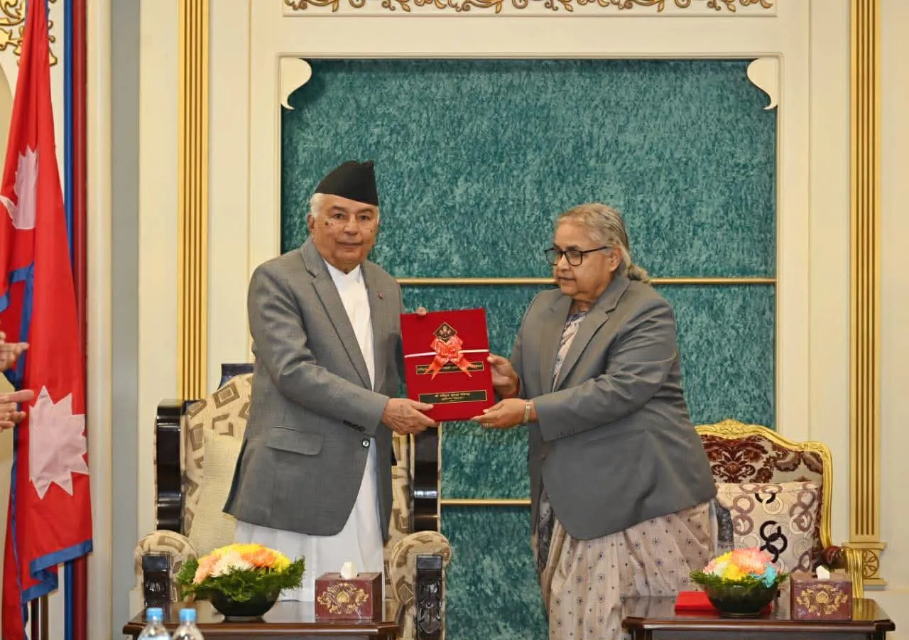 राष्ट्रपतिले प्रधानमन्त्रीलाई भने- चुनावको मितिमा दायाँबायाँ नगरी सरकार निर्वाचनमा केन्द्रित होस्