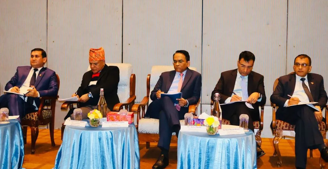 बैंकरहरुसँग गभर्नर पौडेलः पहिला ऋणको अनुगमन नहुँदा अहिले वास्तविक ग्राहकले कर्जा पाएनन्
