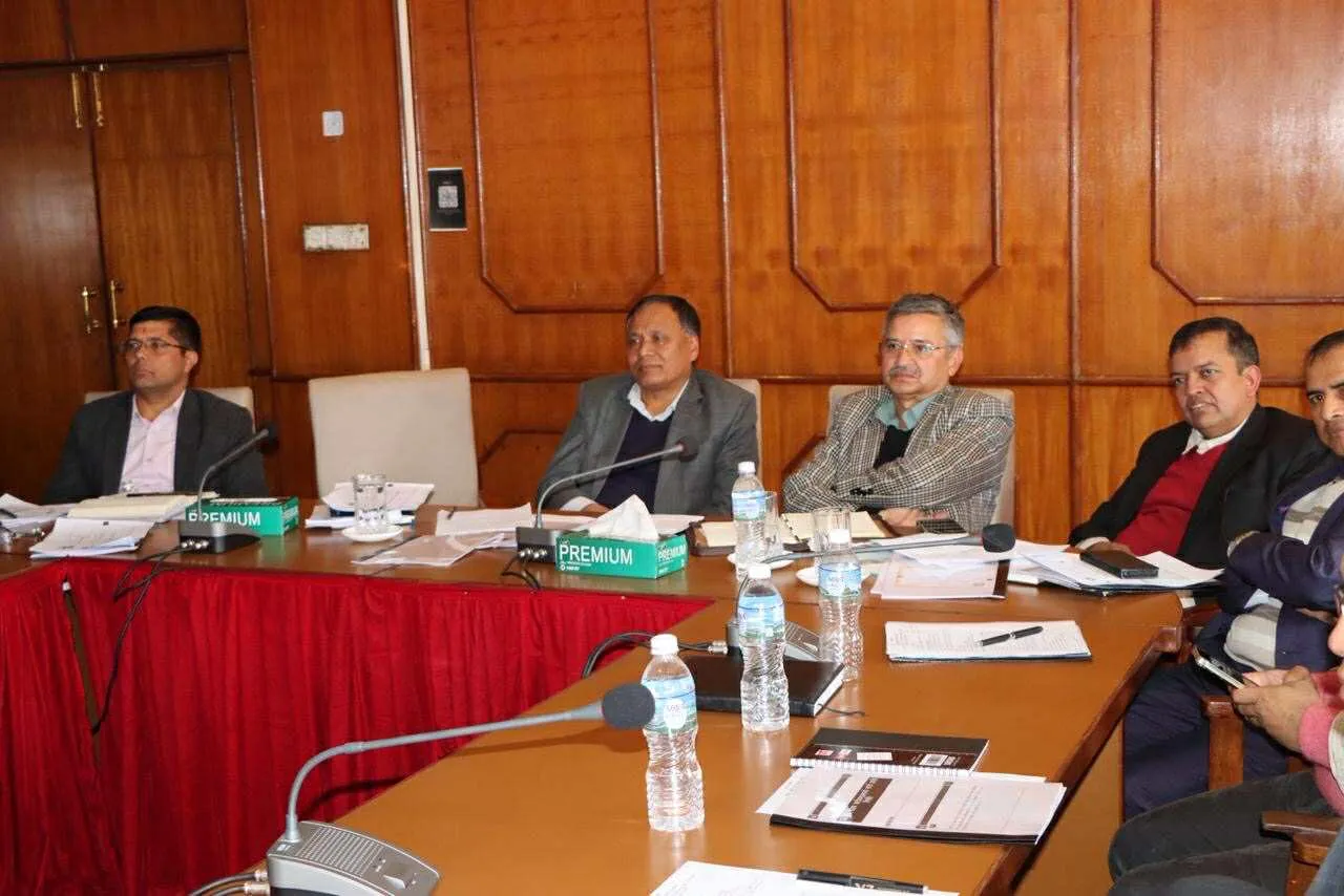 तोडिएका ठेक्कामा तत्काल टेन्डरको नयाँ प्रक्रिया थाल्न मन्त्री घिसिङको निर्देशन