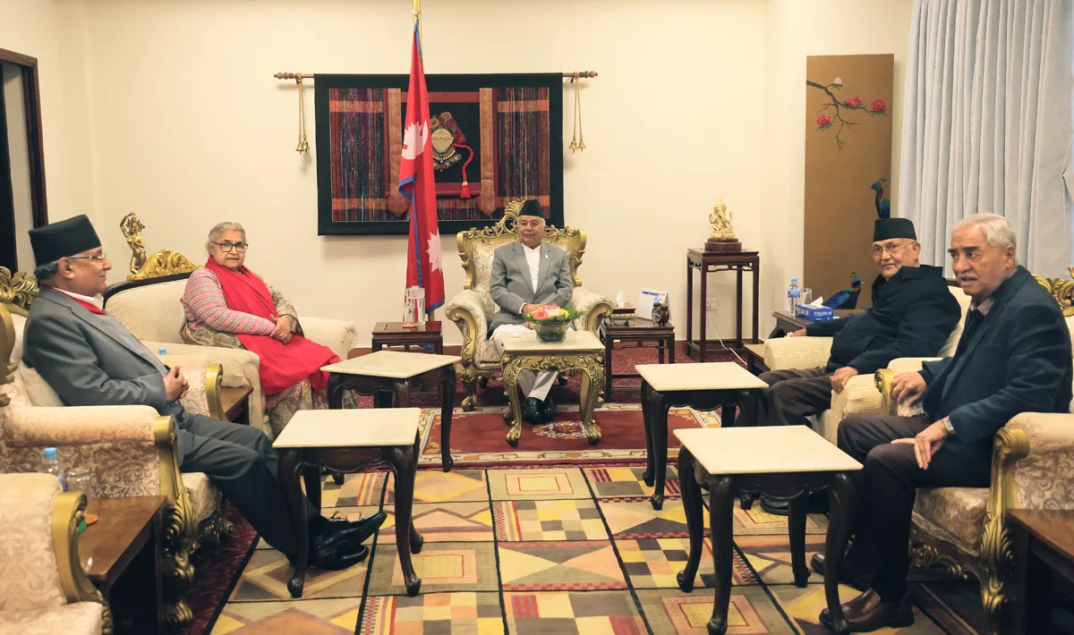 राष्ट्रपतिको पहलमा तीन ठूला दलका शीर्ष नेता र प्रधानमन्त्री कार्कीबीच पहिलो पटक प्रत्यक्ष वार्ता