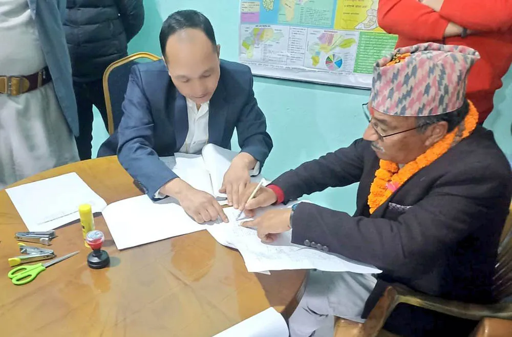 कमल थापाले गरे काठमाडौँ-५ बाट मनोनयन दर्ता