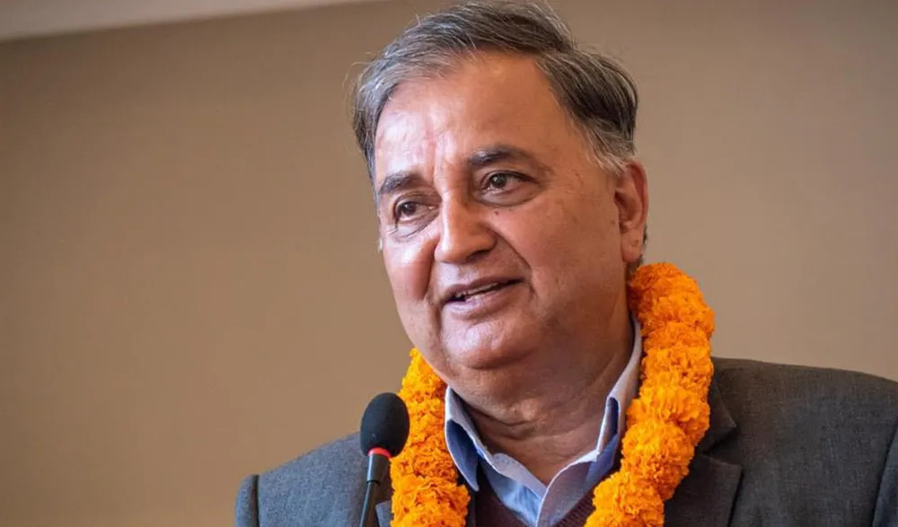 काठमाडौँ- ५  बाट एमाले नेता ईश्वर पोखरेलले गराए  मनोनयन दर्ता