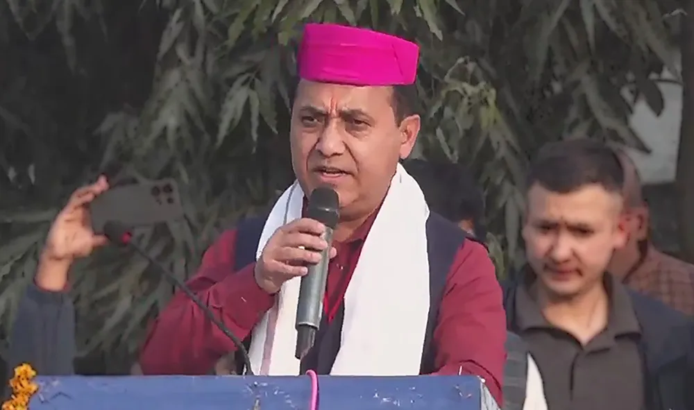 भदौ २३ को जडमा पुगेर सम्बोधन नगरिए अर्को विद्रोह हुन्छ- विश्वप्रकाश शर्मा