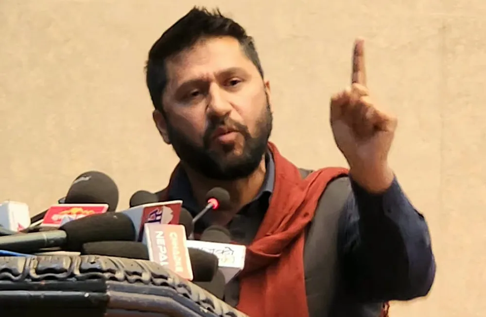 रास्वपा लोकतन्त्रप्रति प्रतिबद्ध छ: सभापति लामिछाने