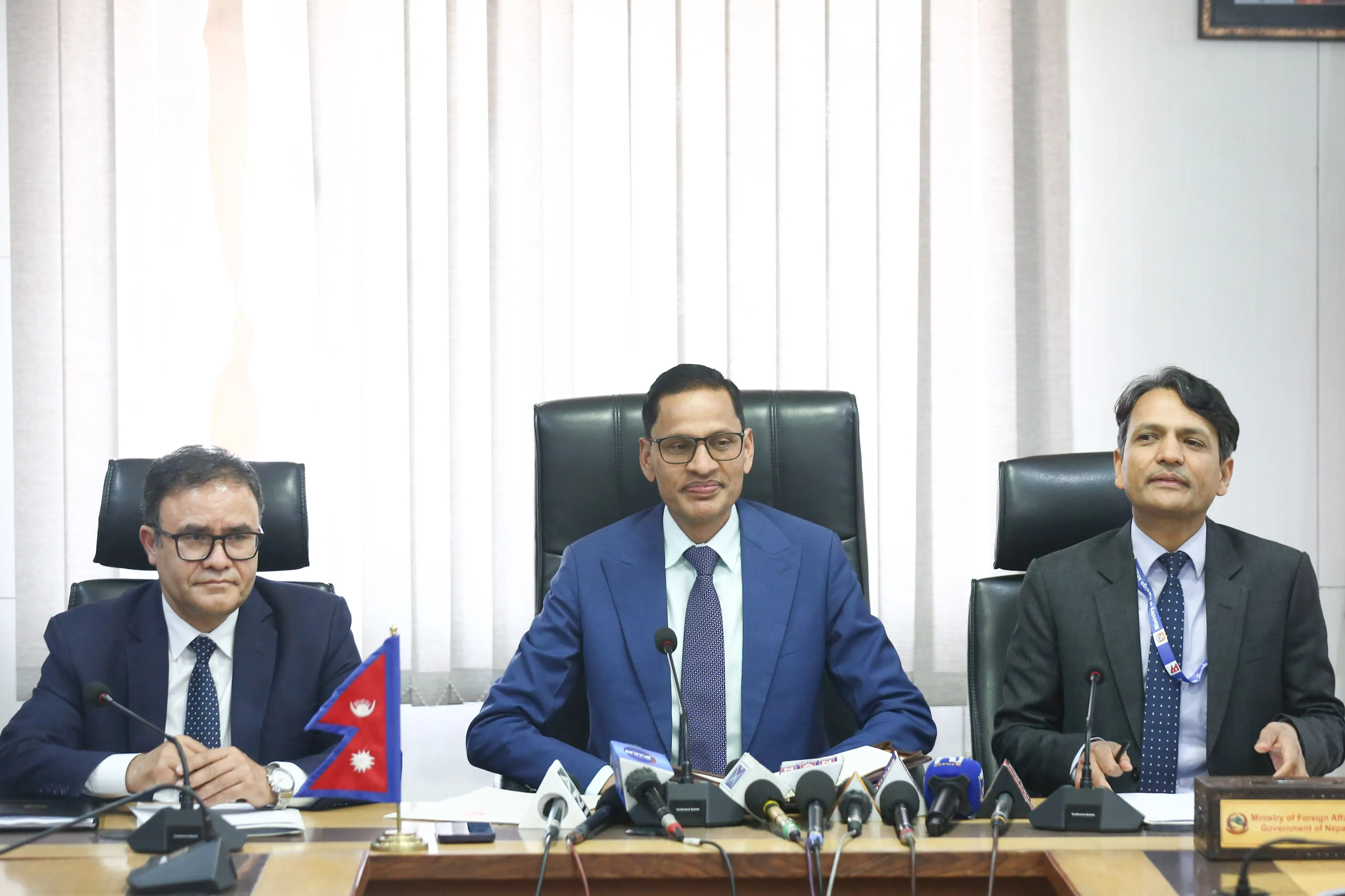 मध्यपूर्वमा रहेका १७ लाख बढी नेपालीको सुरक्षा उच्च प्राथमिकतामा : परराष्ट्र मन्त्रालय