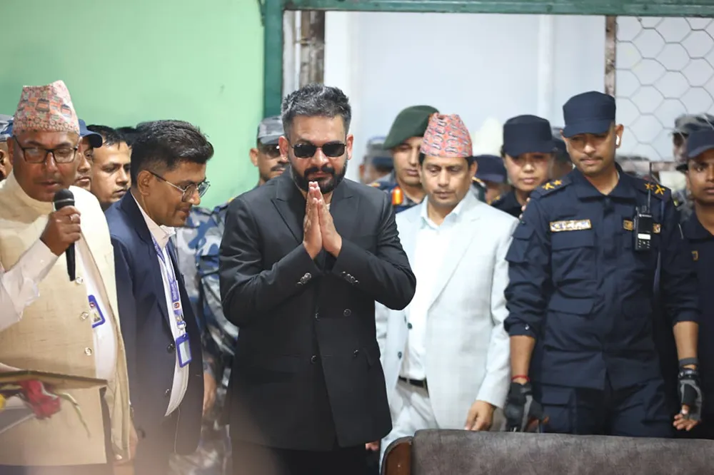 बालेनको चुनाव खर्च १४ लाख १७ हजार