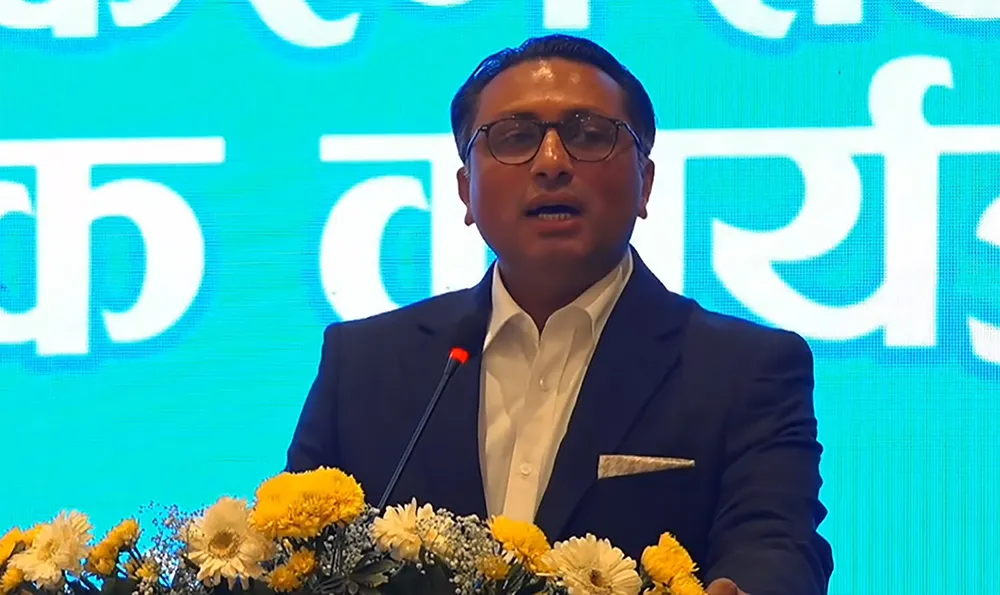 रास्वपाले ऐतिहासिक जनादेश पायो, यसलाई जोगाएर लैजान्छौं : डा. स्वर्णिम वाग्ले