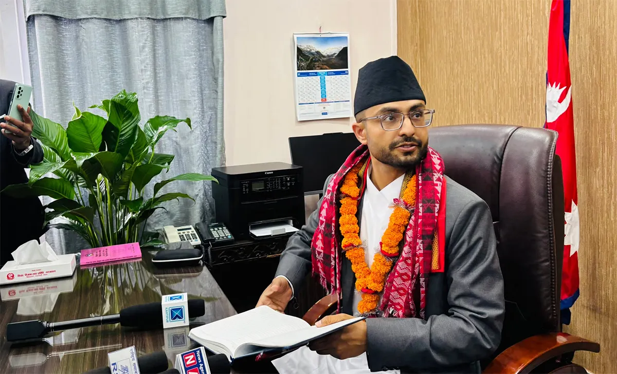 सरकारको प्रवक्तामा शिक्षामन्त्री सस्मित पोखरेल