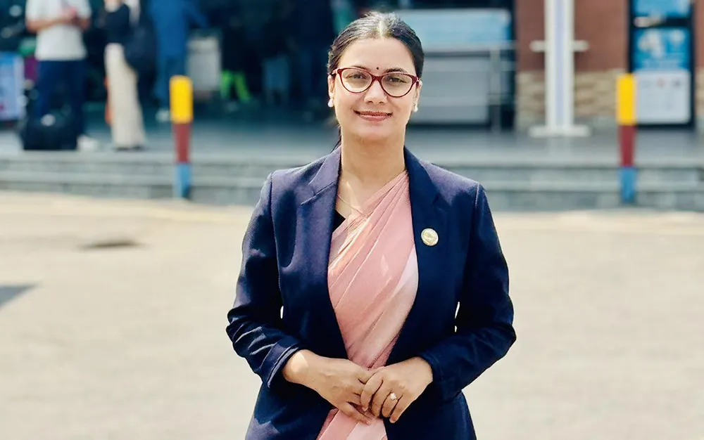 सोविता गौतमको १५ तोला सुन, १० लाख बढी नगद