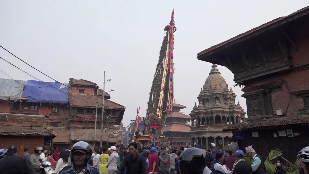 रातो मत्स्येन्द्रनाथको रथ मंगलबजार पुर्‍याइयो, आज सुन्धारा लगिँदै