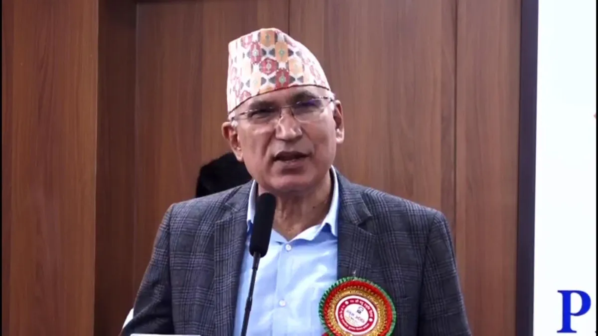 प्रचण्डसँग कम्युनिस्ट आन्दोलनको नेतृत्व गर्नसक्ने हैसियत छैनः विष्णु पौडेल