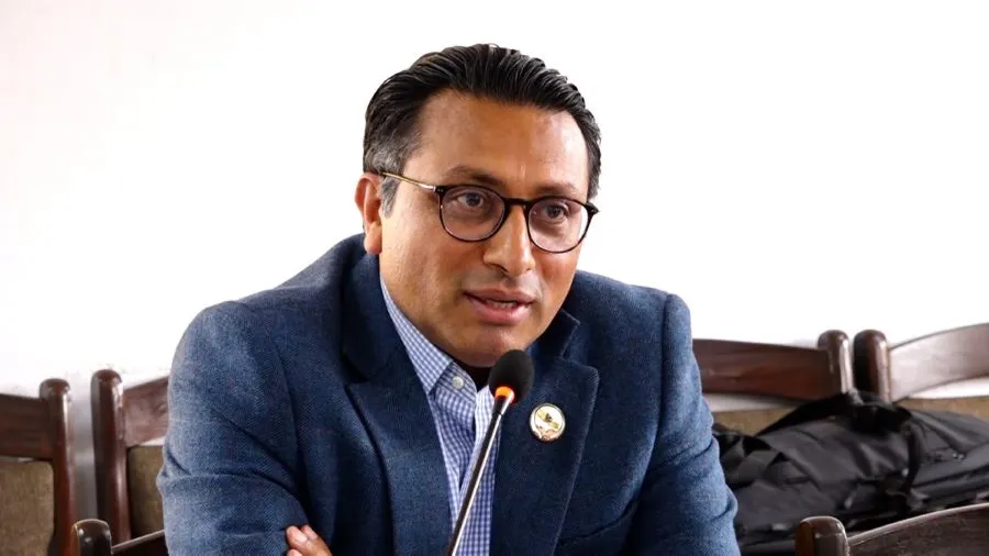 अर्थमन्त्री वाग्ले भन्छन्, 'केही सिमित समूहले पुँजीबजारमा हेरफेर, इन्साइडर ट्रेडिङ गर्दै जनताको १५–१६ अर्ब दुरुपयोग गरे'