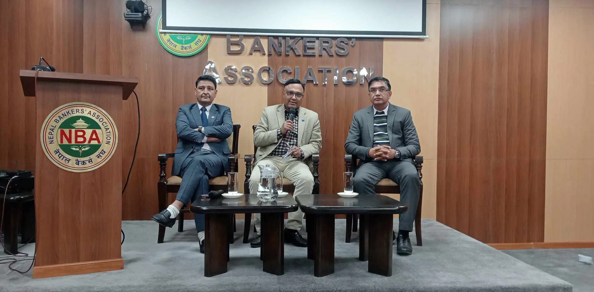 बैंकहरुले मागे आफ्नै निबृत्तिभरण कोष, सरकारी कोषहरुमा जाने बाध्यकारी व्यवस्था हटाउनुपर्ने सुझाव
