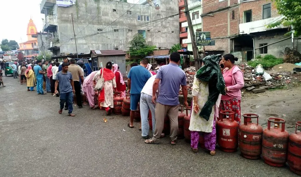 ग्यास अभाव रोक्न आयल निगमको ‘क्विक रेस्पोन्स टिम’ सक्रिय, समस्या भए सम्पर्क गर्न आग्रह