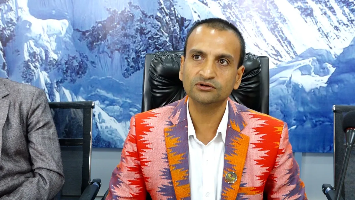१५ दिनभित्र नागढुंगा-मुग्लिङ क्षेत्रका पोल सार्न संसदीय समितिको निर्देशन