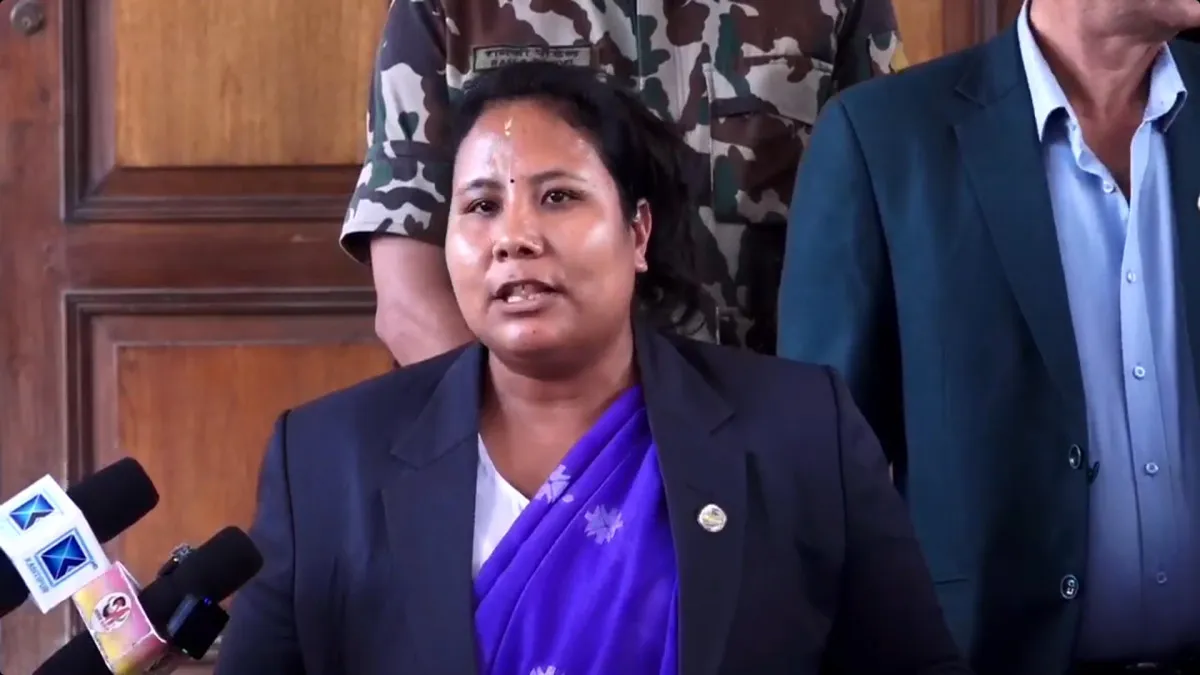 मल वितरणमा लालपूर्जा माग्नुलाई नकारात्मक रूपमा लिनु हुँदैनः कृषिमन्त्री चौधरी