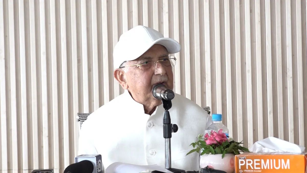 राष्ट्रिय विपत्तिमा राजनीति नगरौँः अध्यक्ष ओली
