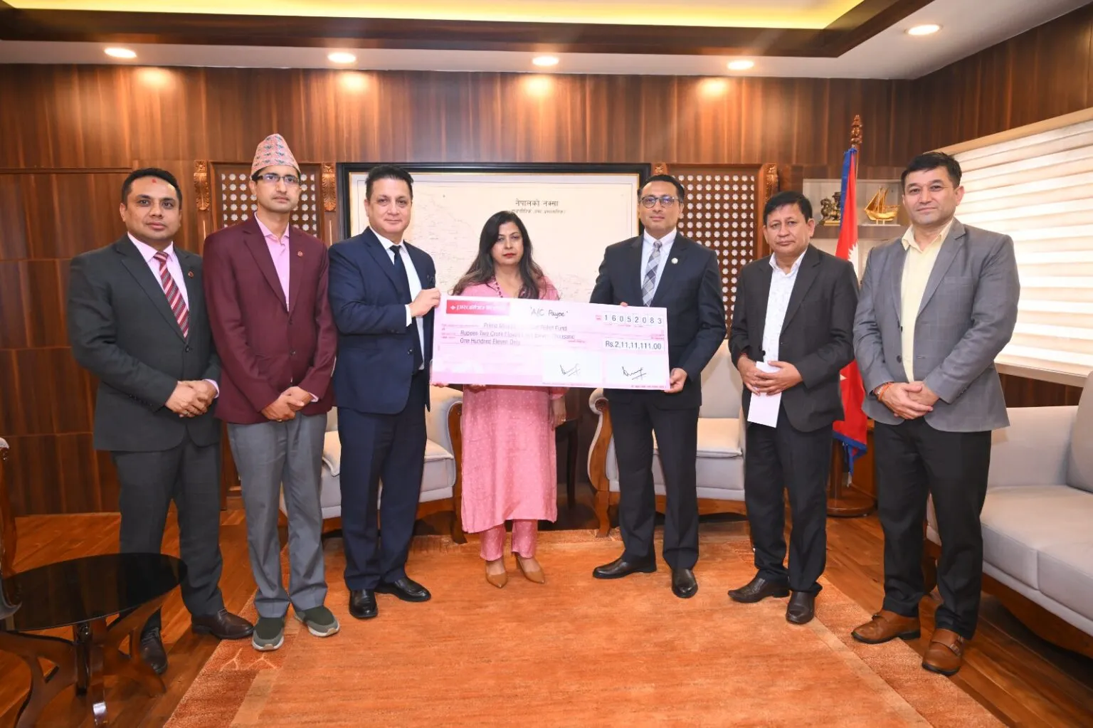 बाढी पीडितलाई प्रभु बैंकले दियो २ करोड ११ लाख ११ हजार १११ रुपैयाँ सहयोग