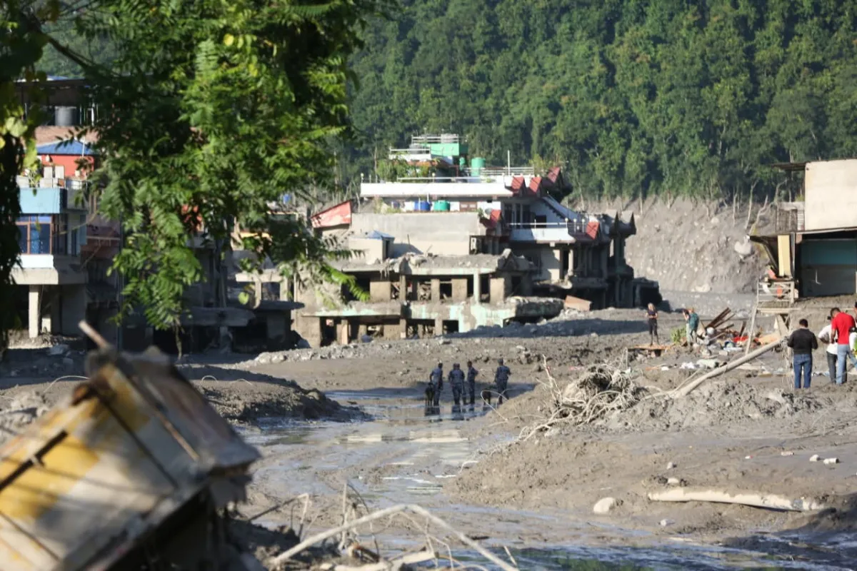 भोटेकोशी बाढी पीडितलाई विभिन्न सङ्घसंस्थाबाट ४६ लाख सहयोग