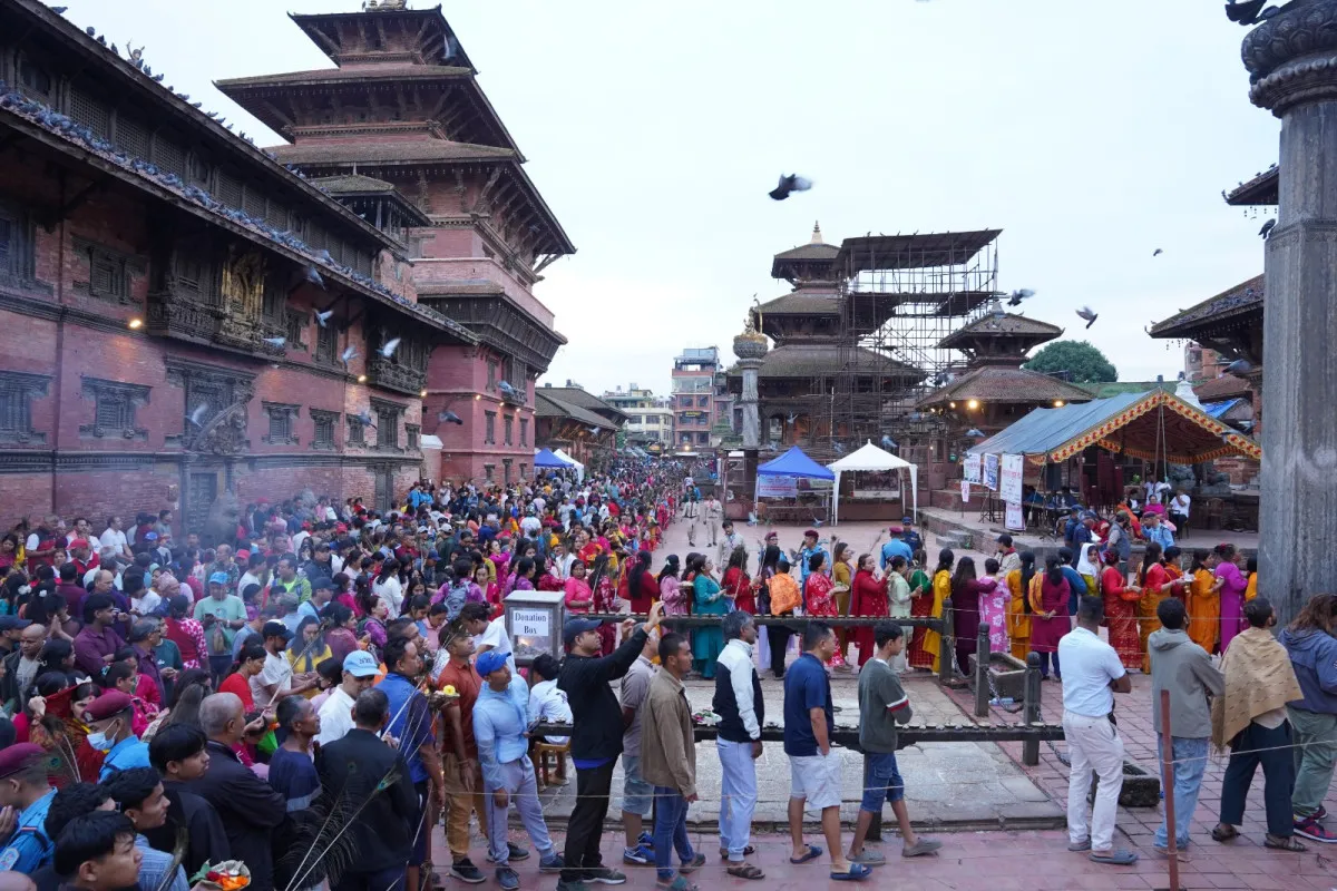 ‘हरे कृष्ण’को गुञ्जनले कृष्णमय बन्यो पाटन (तस्बिरसहित)
