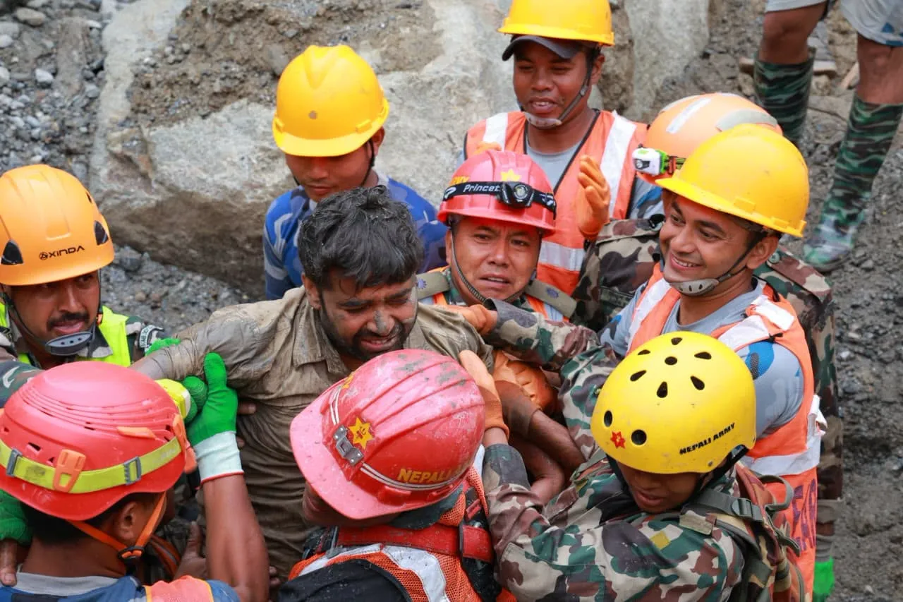 त्रिशूली-३ ए सुरुङभित्रबाट उद्धार गरिएका सञ्जय साहको स्वास्थ्य अवस्था सामान्य र स्थिर