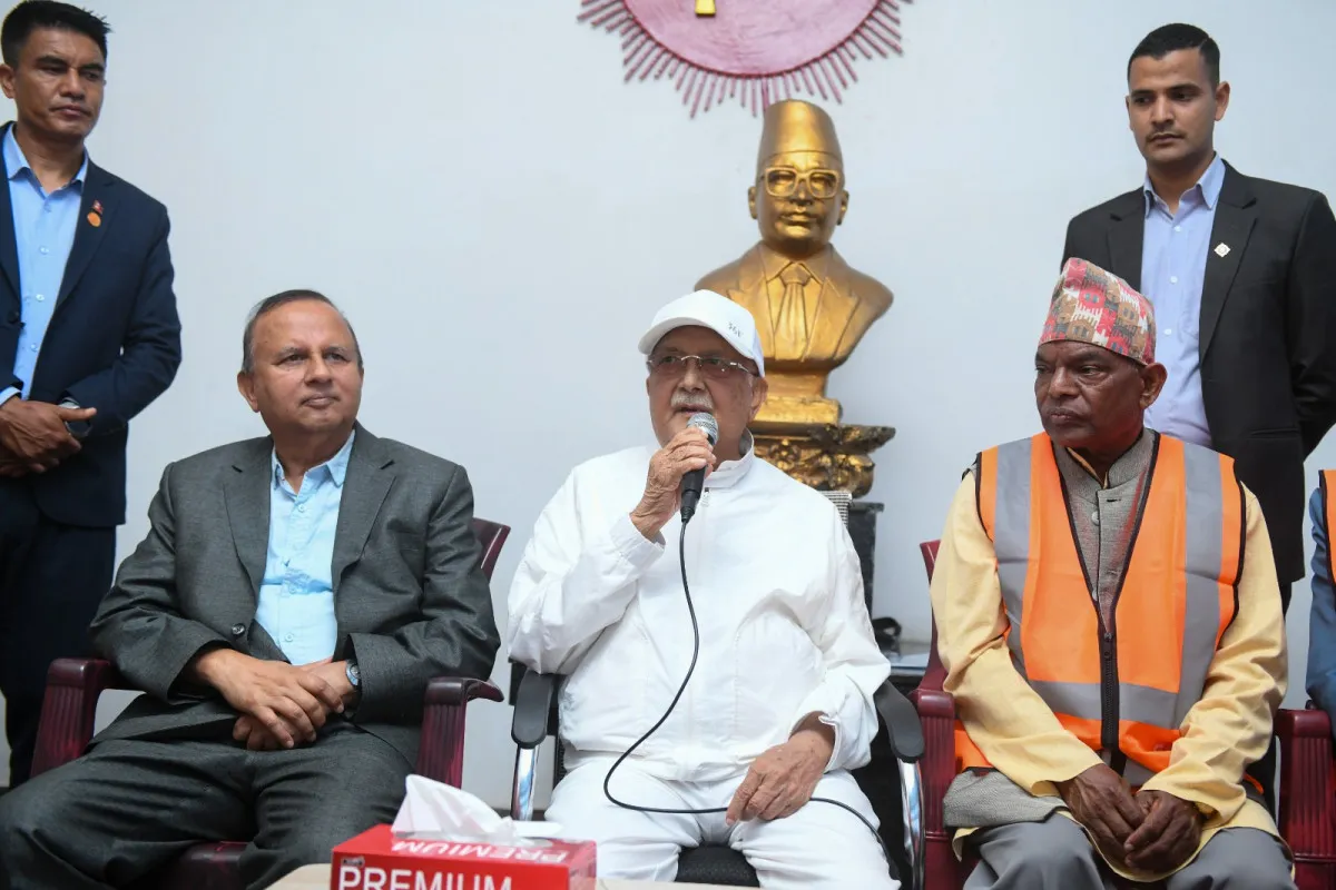 हामी सरकारलाई साथ दिन र मिलेर काम गर्न तयार छौं, तर सरकार पनि सहकार्यका लागि तयार हुनुपर्छ-ओली