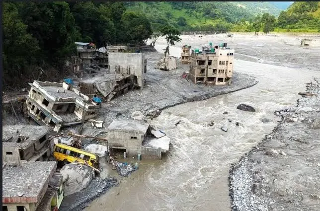 भोटेकोशी बाढी: यातायात महासङ्घअन्तर्गतका १९१ सवारीसाधनमा क्षति, ३४४ व्यक्ति बेपत्ता