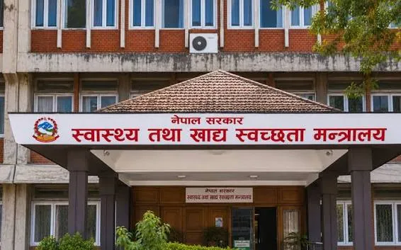 स्वास्थ्यकर्मीलाई उच्च सतर्कतासहित पूर्वतयारी अवस्थामा रहन निर्देशन