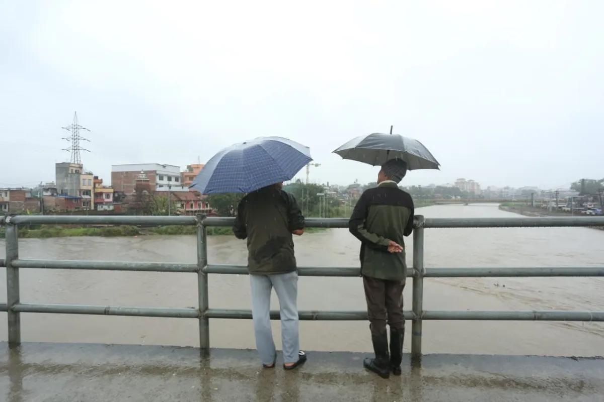 काठमाडौं उपत्यकासहित देशभर अविरल वर्षाः तटीय क्षेत्रमा उच्च सतर्कता (तस्बिरसहित)