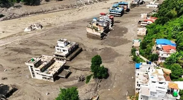 नेपाल–चीन सीमा बाढीमा बेपत्ता ५० भन्दा बढी युक्रेनीका परिवार अझै प्रतीक्षामा
