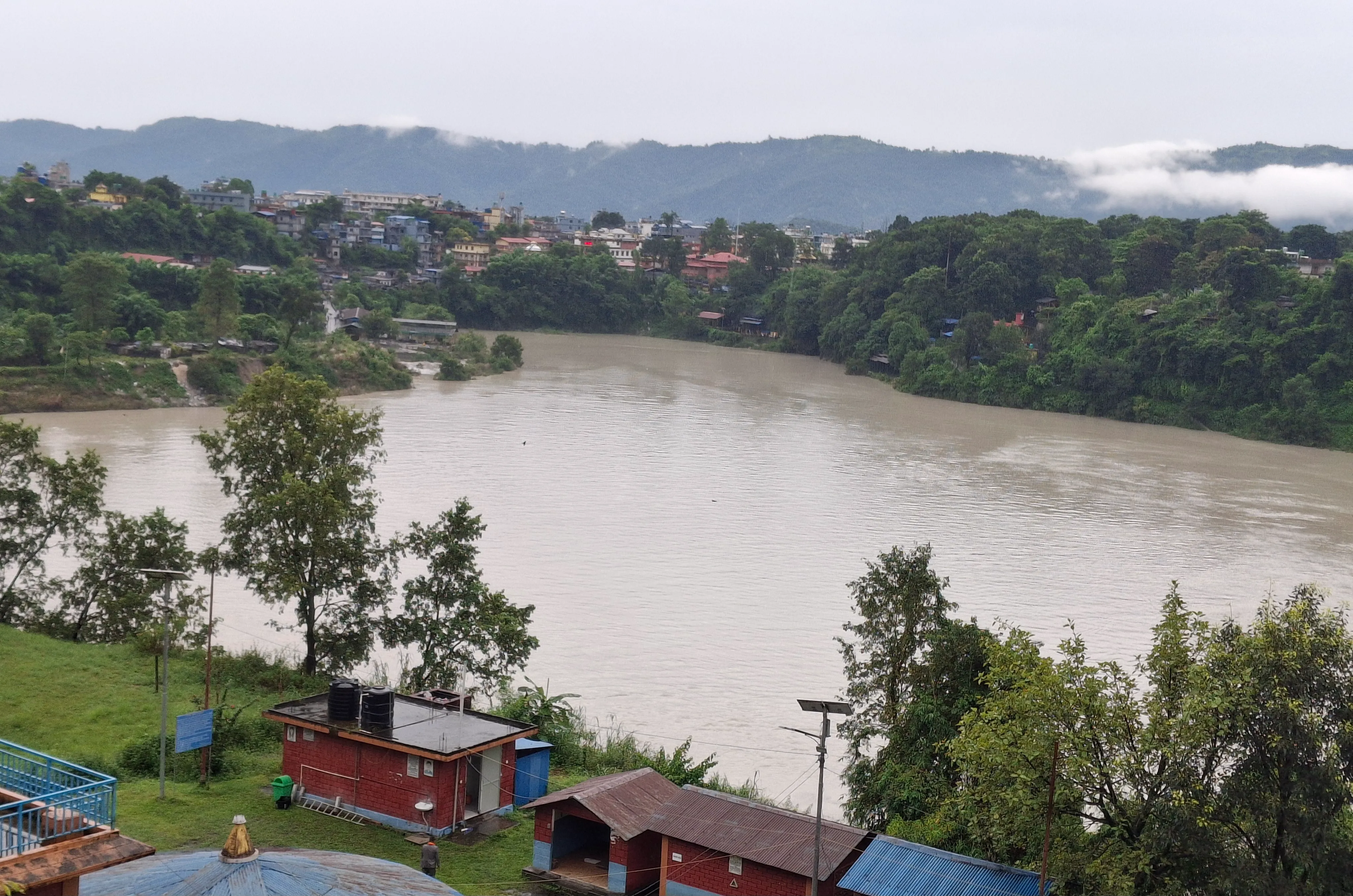 सेतीको बहाव बढेर रामघाटमा ताल बनेपछि उच्च सतर्कता